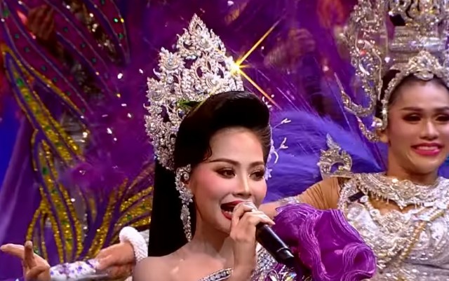 ศึกจักรวาลหมอลำ